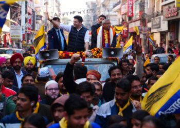 Grand Roadshow of AAP MP Raghav Chadha in Adarsh Nagar!