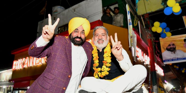 Mann to People of Delhi – Choose Development over Divisiveness, Vote for an Honest and Transparent Government