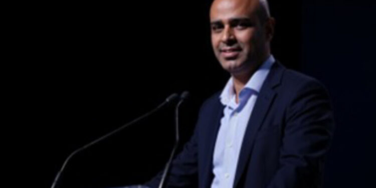 Blueprints for Blockchain: Design Patterns Reshaping Decentralized Software Architecture