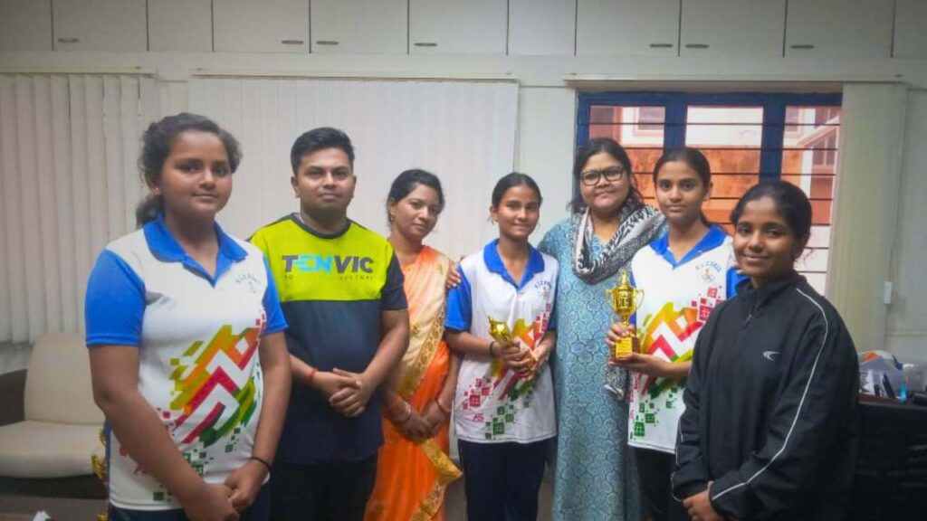 KLE Basava Girls School Wins Historic Gold at Tenvic Open Table Tennis Tournament
