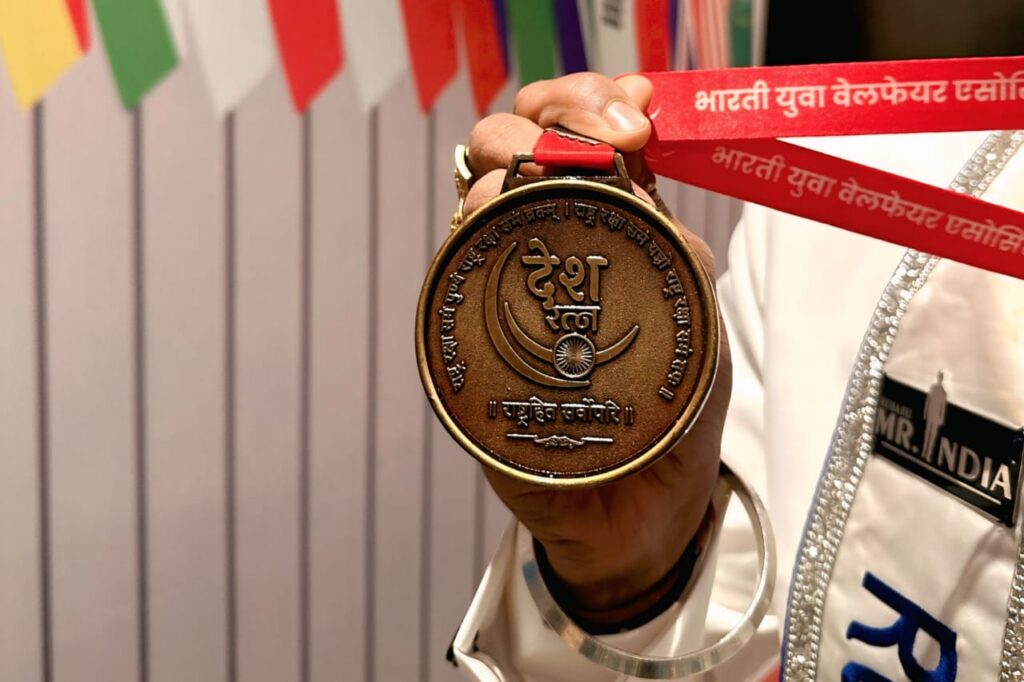 Internationally Acclaimed Kramik Yadav Wins Prestigious Desh Ratna Award 2025