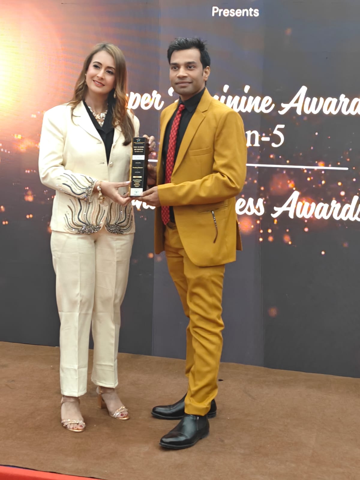 Pradeep Kumar Honored with Iconic Business Award 2026, Emerges as Leading AI Trainer in Delhi NCR